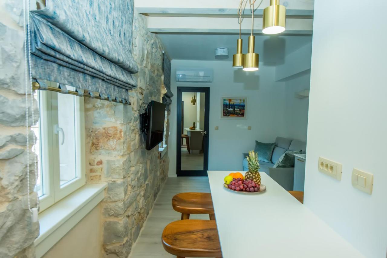 Heritage Villa Vitturi Sea View Kaštela Eksteriør bilde