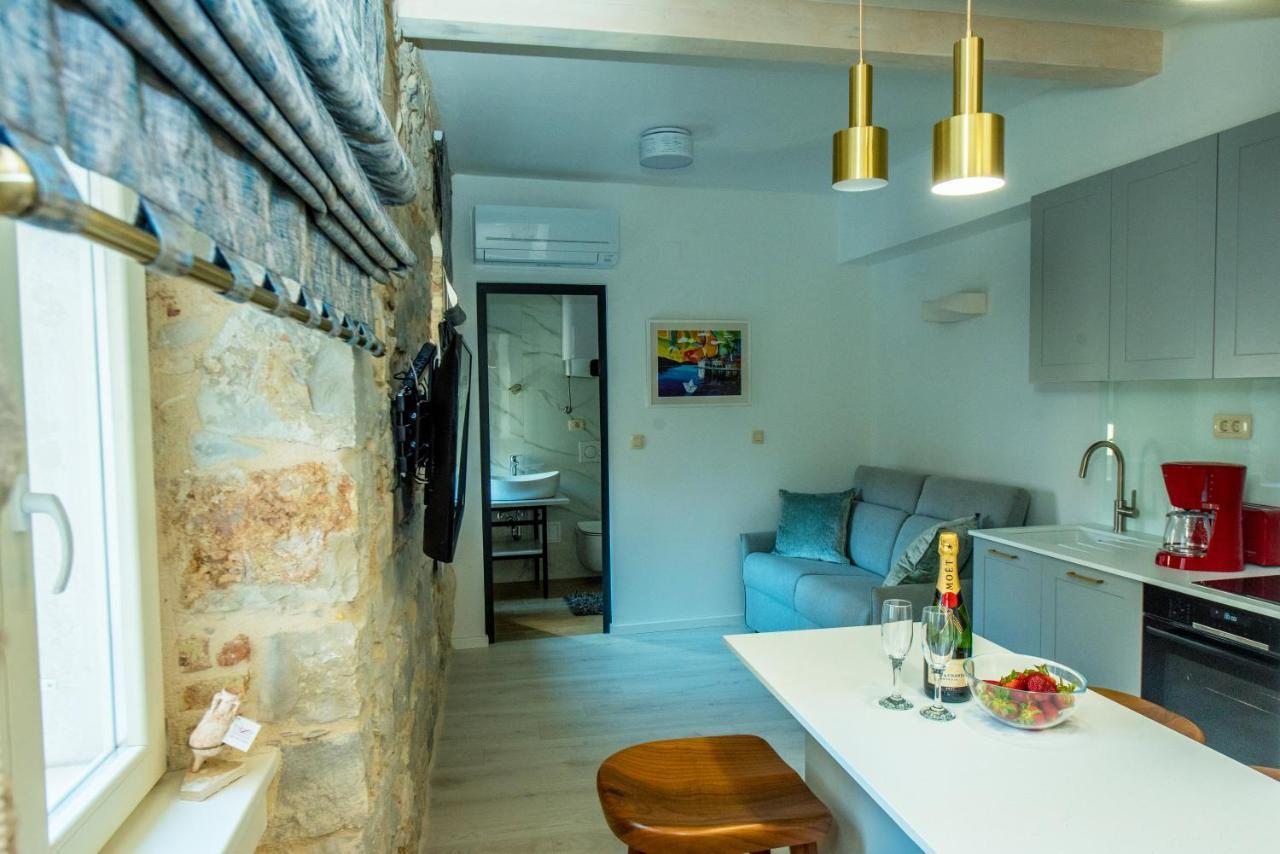 Heritage Villa Vitturi Sea View Kaštela Eksteriør bilde