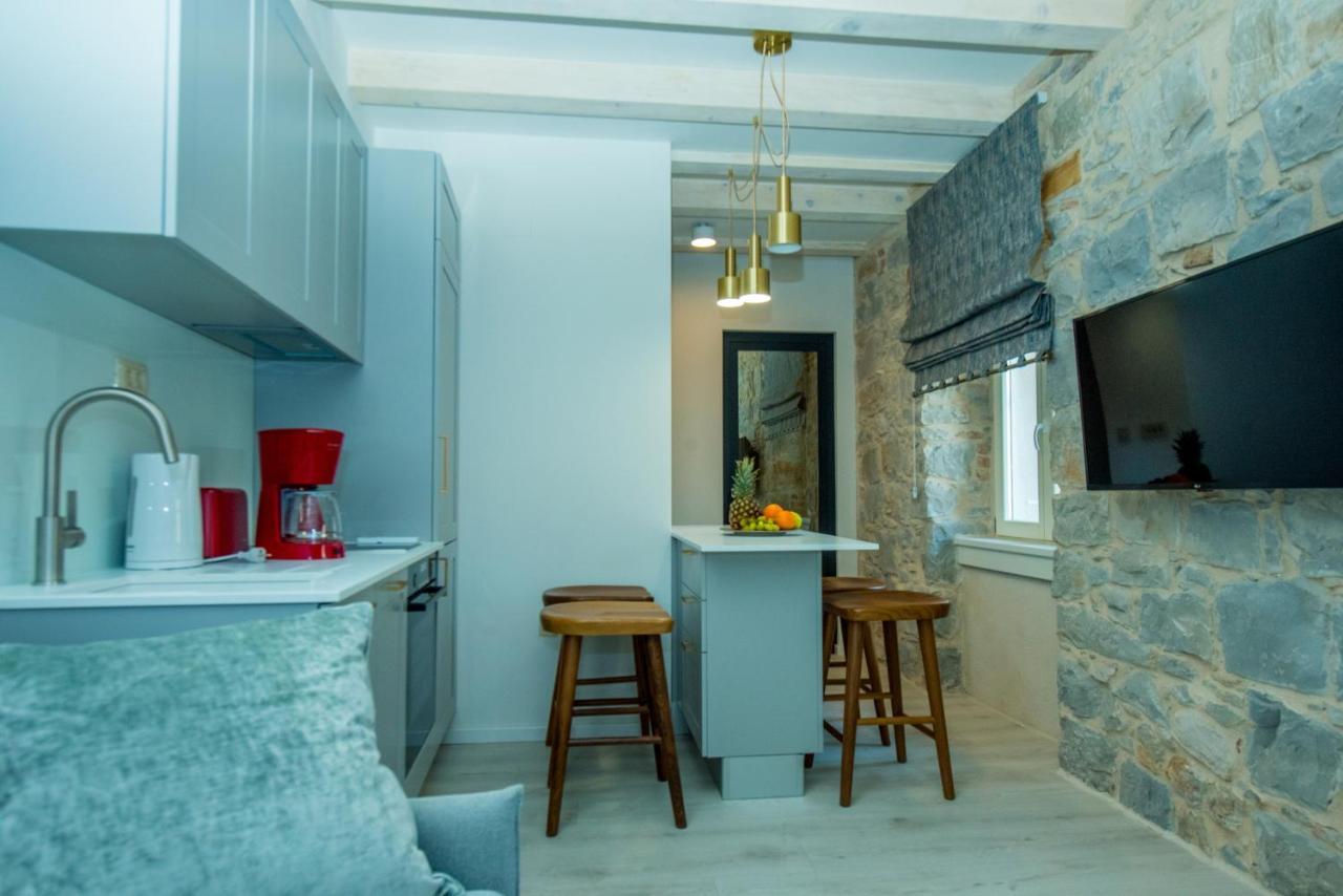 Heritage Villa Vitturi Sea View Kaštela Eksteriør bilde