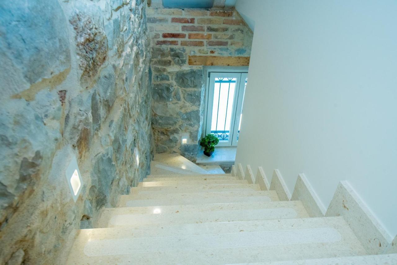 Heritage Villa Vitturi Sea View Kaštela Eksteriør bilde