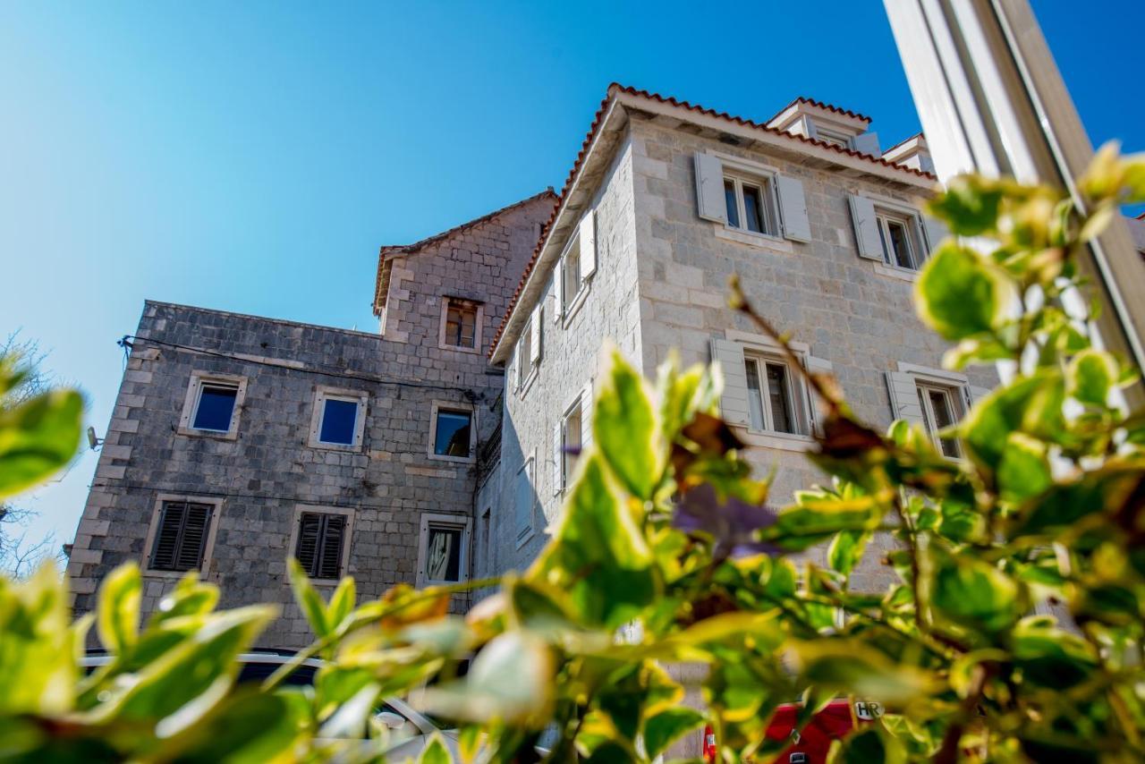 Heritage Villa Vitturi Sea View Kaštela Eksteriør bilde